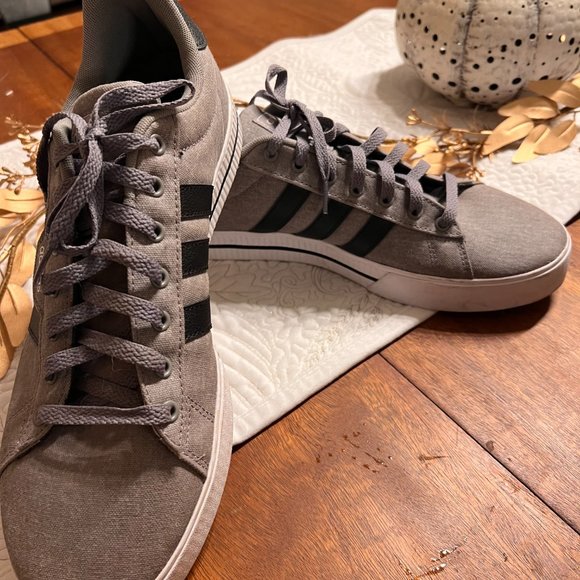 Men's grey ortholite shoes size 11.5 - Picture 2 of 2